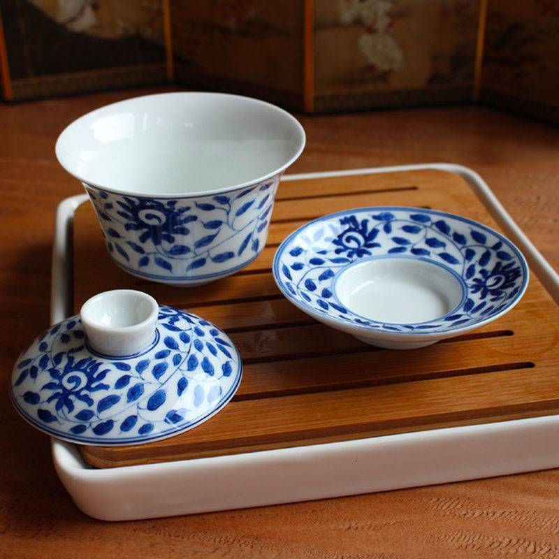 Vassoio da tè in porcellana e bambù