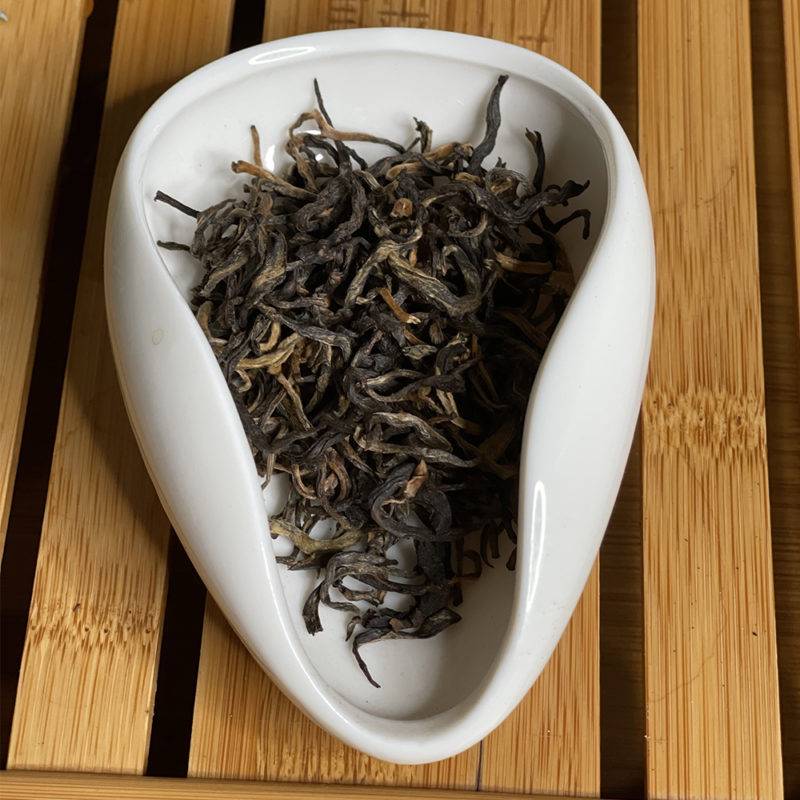 Golden Yunnan First Grade Organic Red (Black) Tea