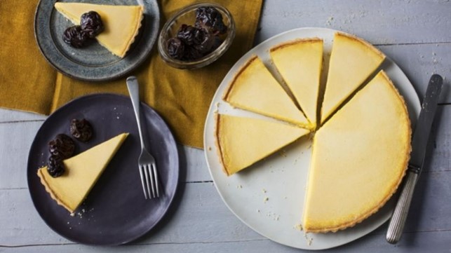 Crostata alla vaniglia con prugne all'Earl Grey