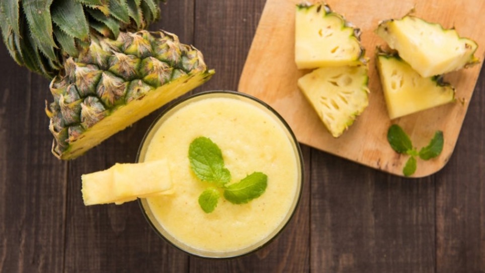 Smoothie ananas e tè verde