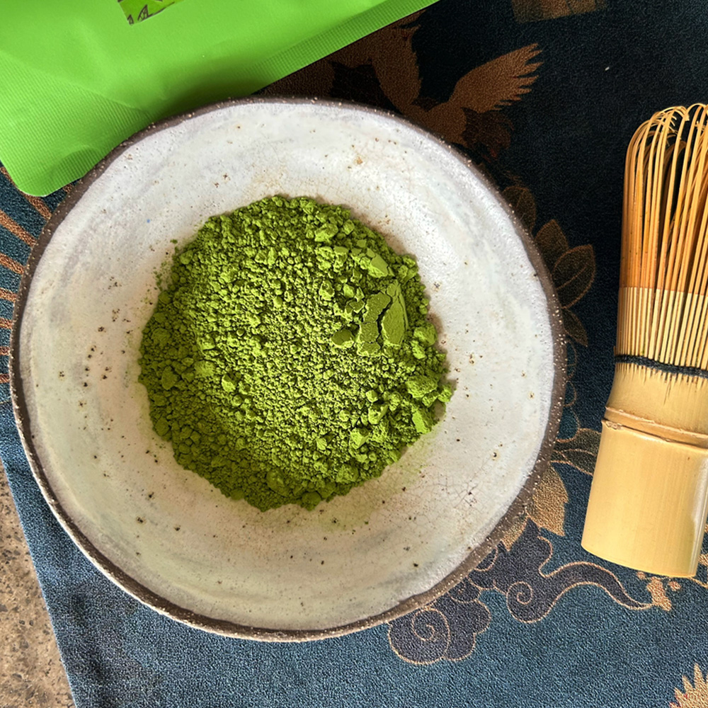 Acquista Polvere di matcha di grado cerimoniale (250g) - Autentica polvere  di tè verde matcha giapponese - Polvere di tè verde matcha raccolta in  Giappone - Polvere di tè matcha