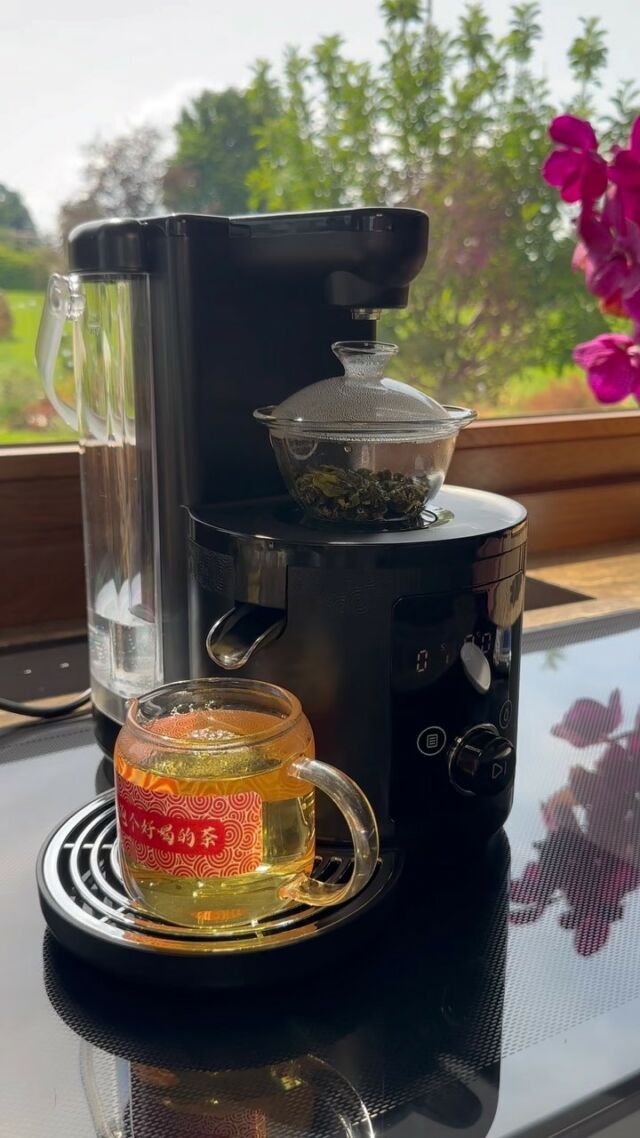 Dear friends! 

We are happy to announce that  we start to sell out revolutionary Gunfucha Tea machine. It’s absolutely unique intelligent tool that will make easy your way to brew  perfect tea cup. 
1.  8 different options to brew different types of tea with multi infusions.& 
2. Multi infusion with intelligent timer adjustable for any type of tea. 
3. Sensor for gong dao bei
4. Pocket scales
5. TDS tester 
Are you curios to try it?